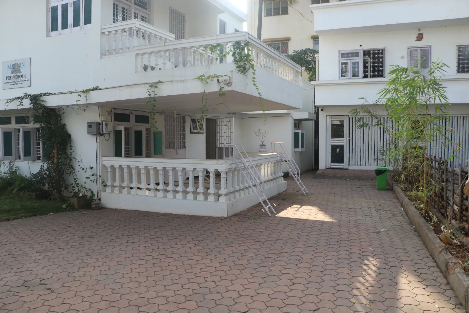 Outside view of Matern Roots Preschool in Kolhapur